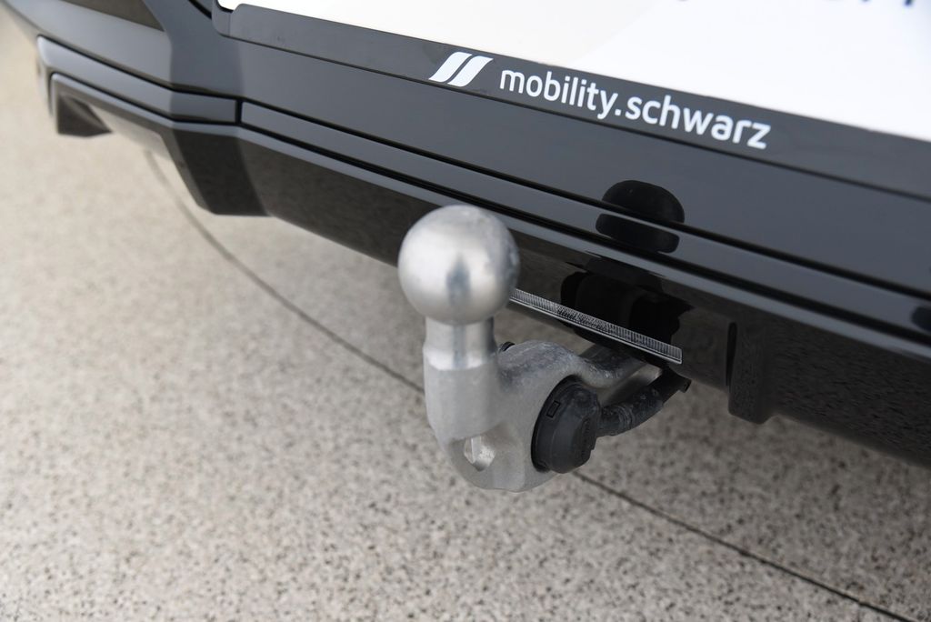 BMW 740