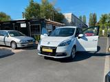 Renault Scenic 1.5 NAVI Scheckheftgepf. Leder Euro5 TÜV - Renault Scenic in Bonn