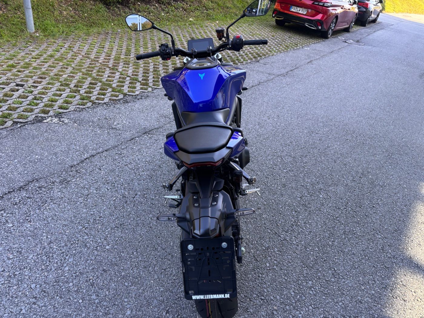 Fahrzeugabbildung Yamaha MT 09 2026 Herbst Deals auch in schwarz und Ice
