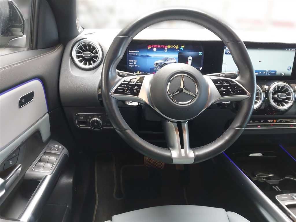 Mercedes-Benz GLA 200 Progressive Line Advanced Plus DCT  foto 9