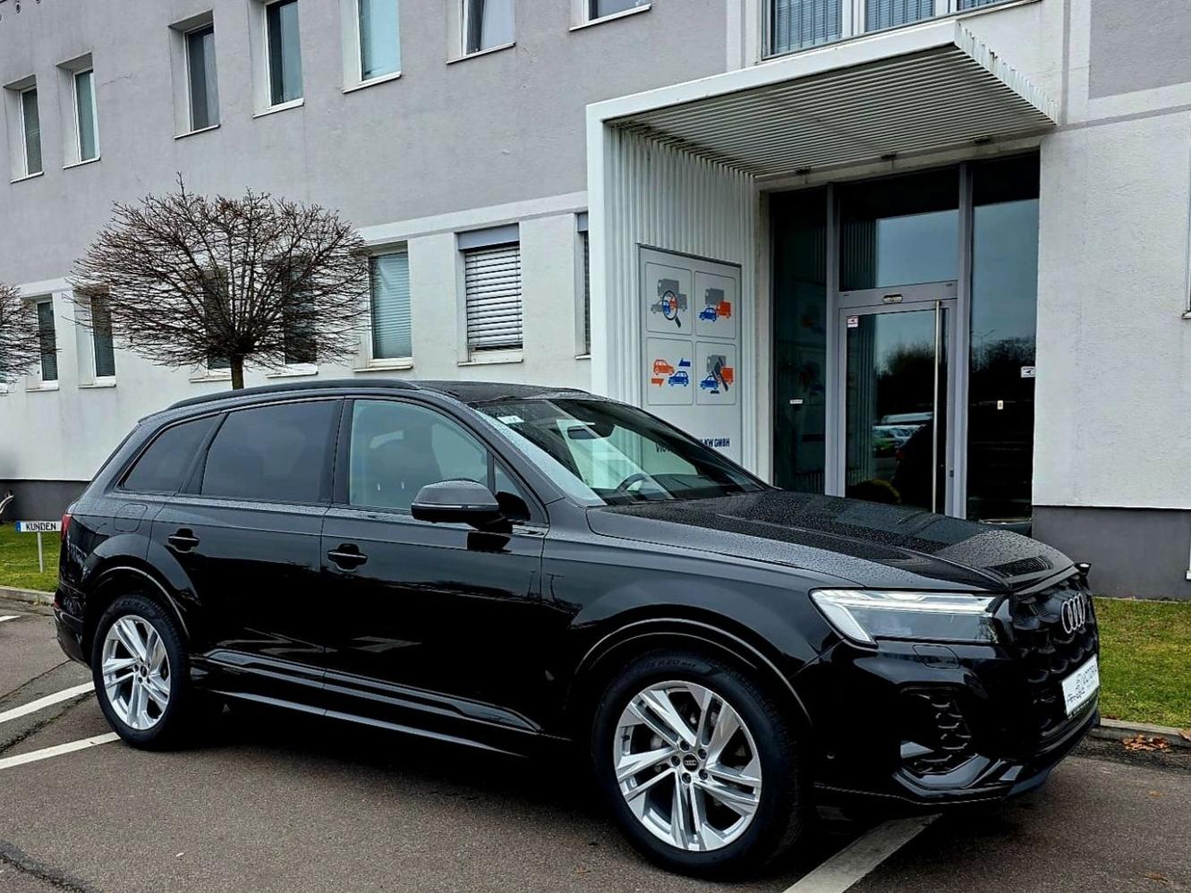 Audi Q7 50 TDI quattro S-Line