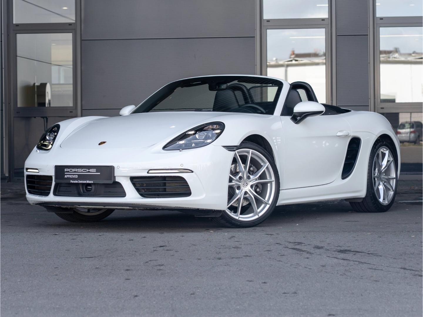Porsche Boxster 20'' BOSE LED PDLS Sitzheizung ACC