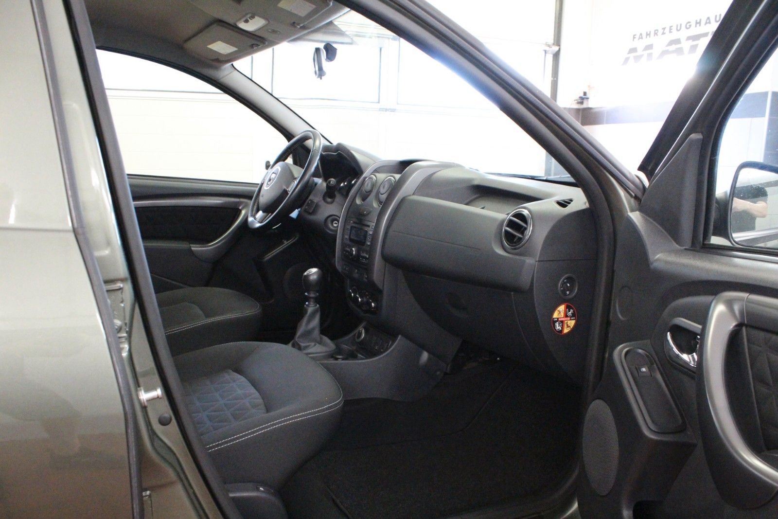Fahrzeugabbildung Dacia Duster Blue dCi 110 Laureate *4x4 *