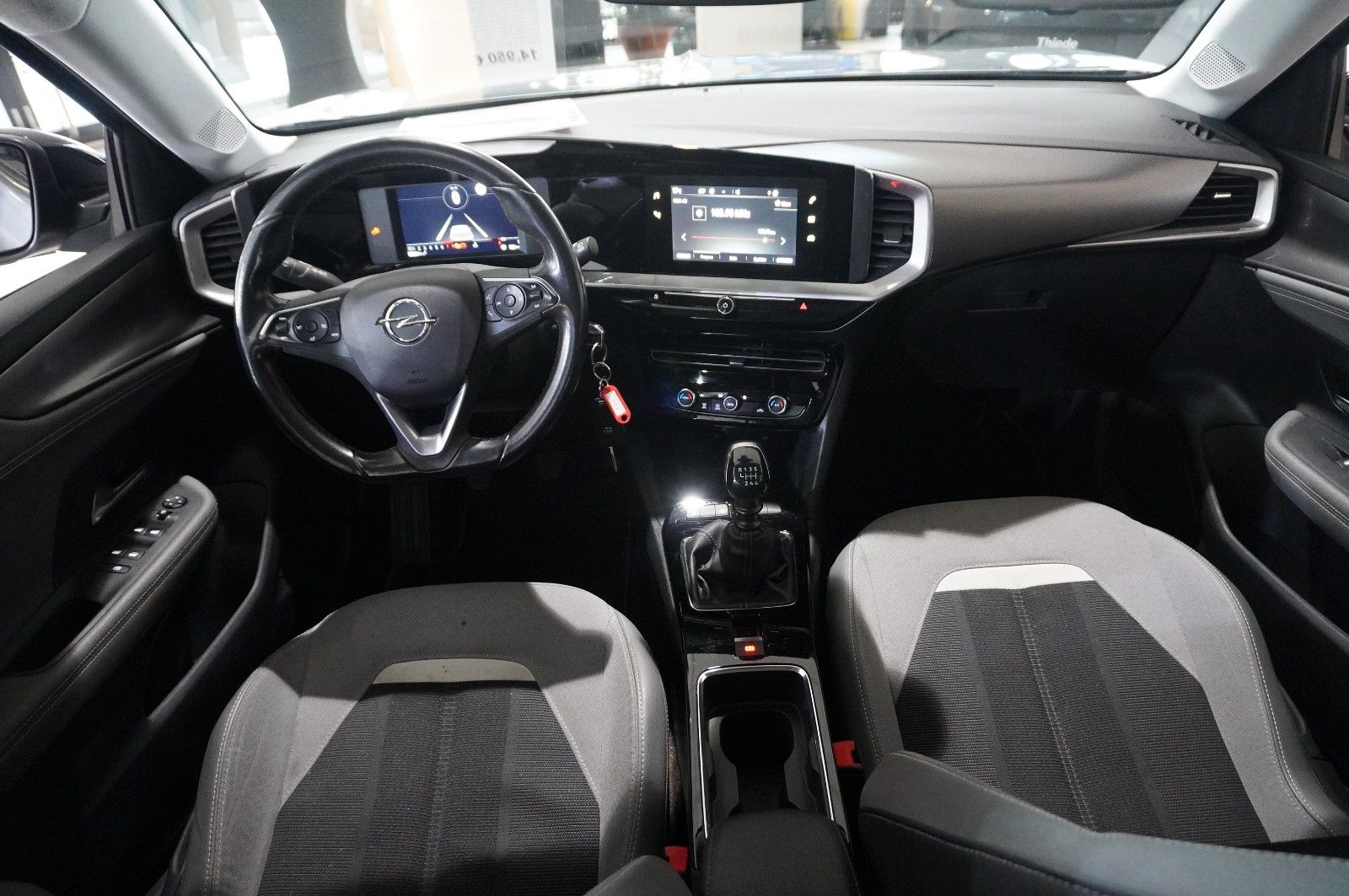 Fahrzeugabbildung Opel Mokka 1.2T ELEGANCE NAVI/LED/KAMERA/SPORT/DAB+