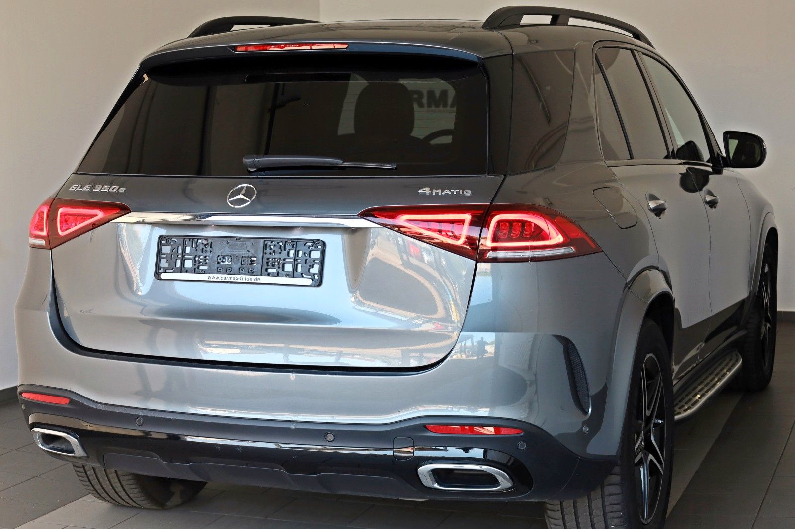 Fahrzeugabbildung Mercedes-Benz GLE 350e 4M AMG Leder,Navi,LED,PanDach,Night,360