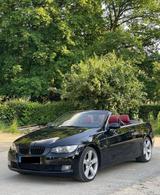 BMW E93 330D Cabrio *Automatik*Scheckheft* - BMW 330 aus 2007: 330d