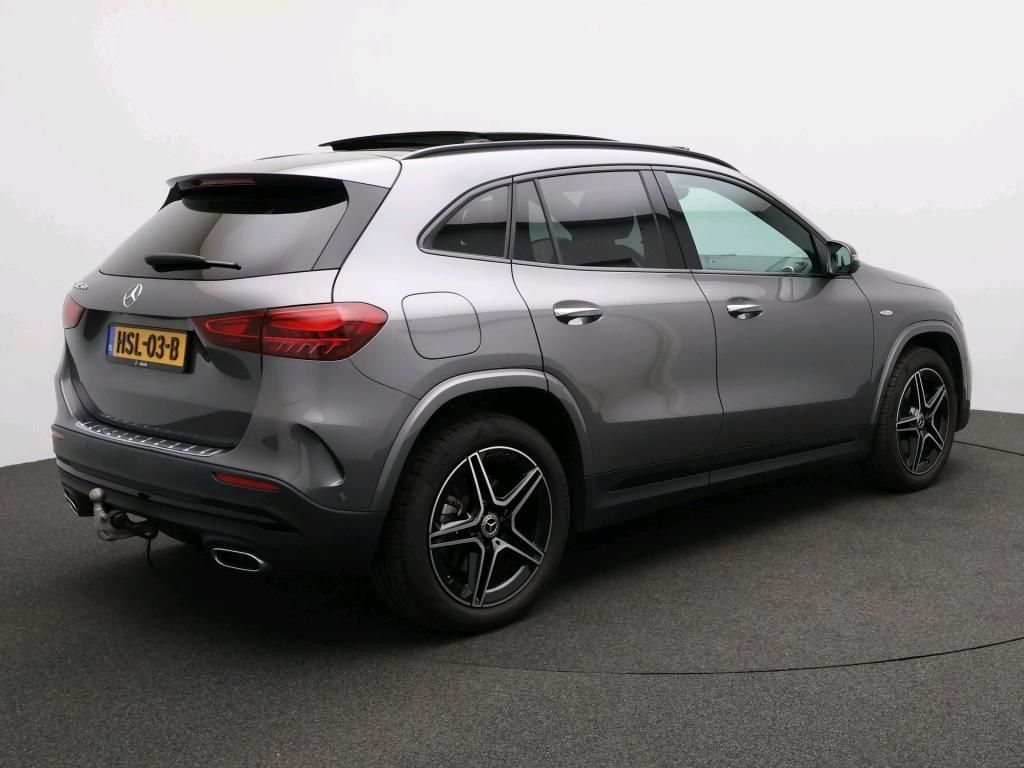 Mercedes-Benz GLA 250 e Business Solution AMG | AHK Wegklapbaa imagem 3