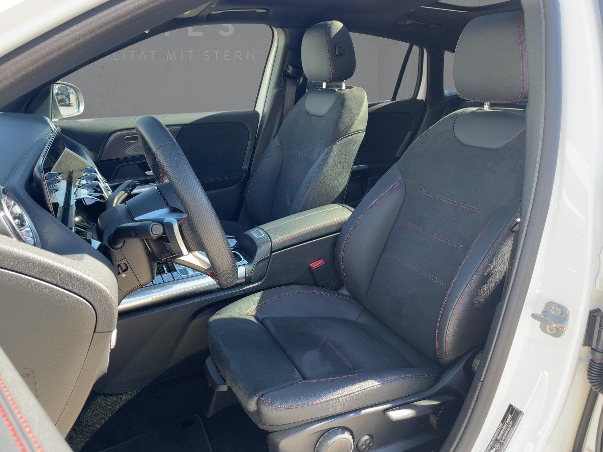 Fahrzeugabbildung Mercedes-Benz GLA 200 d AMG/Night/Pano/Kamera/AHK