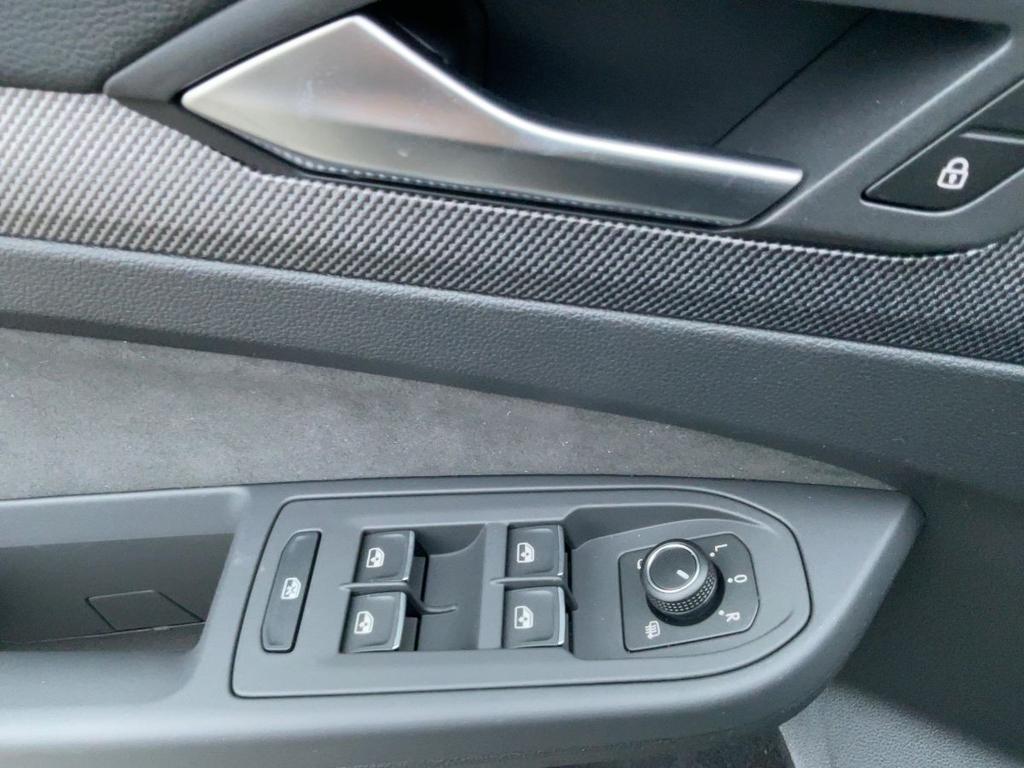 Volkswagen Golf 15