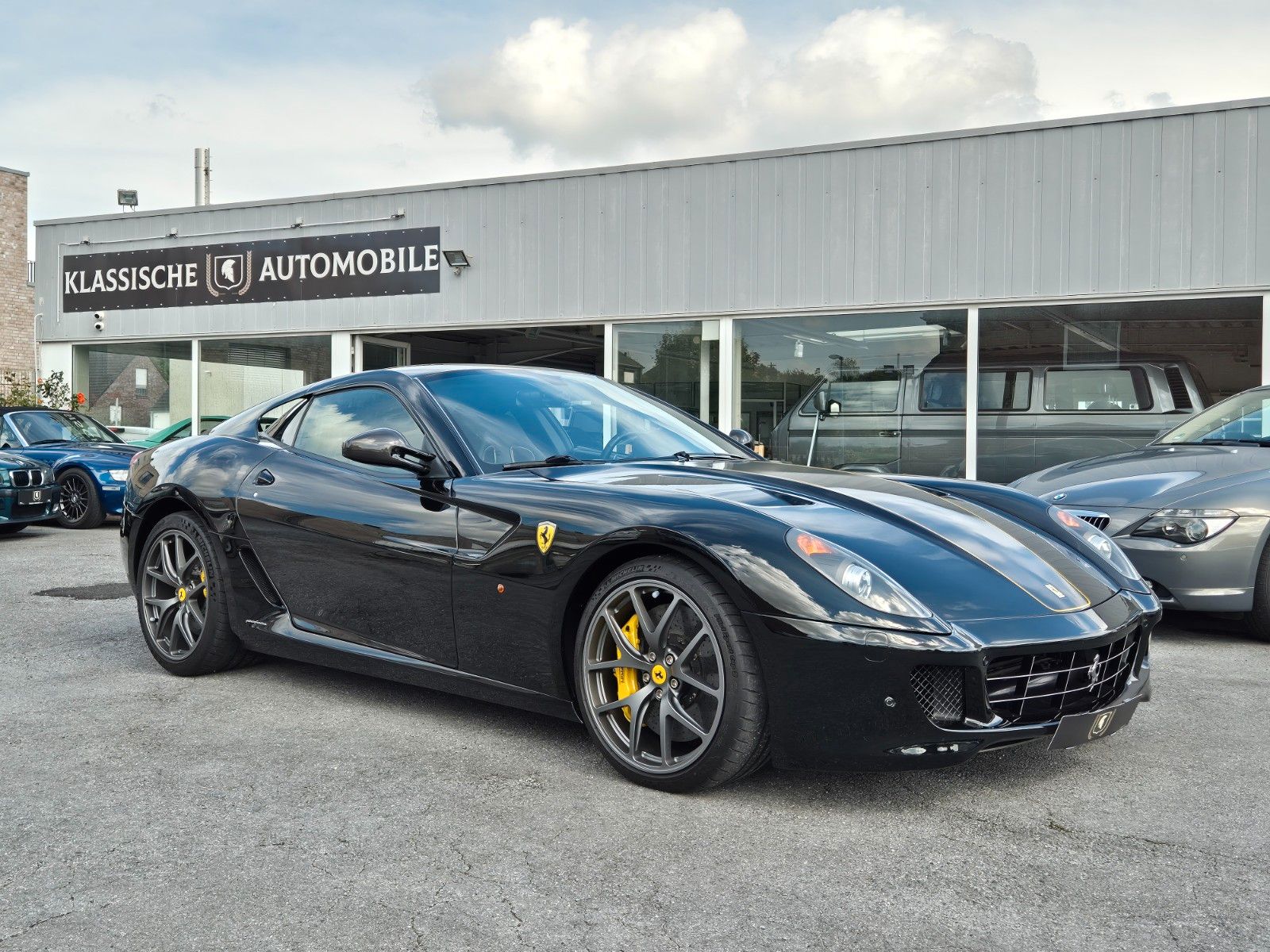 Fahrzeugabbildung Ferrari 599 GTB/Carbon Pack 2/GTO Räder/Ferrari SH/1A