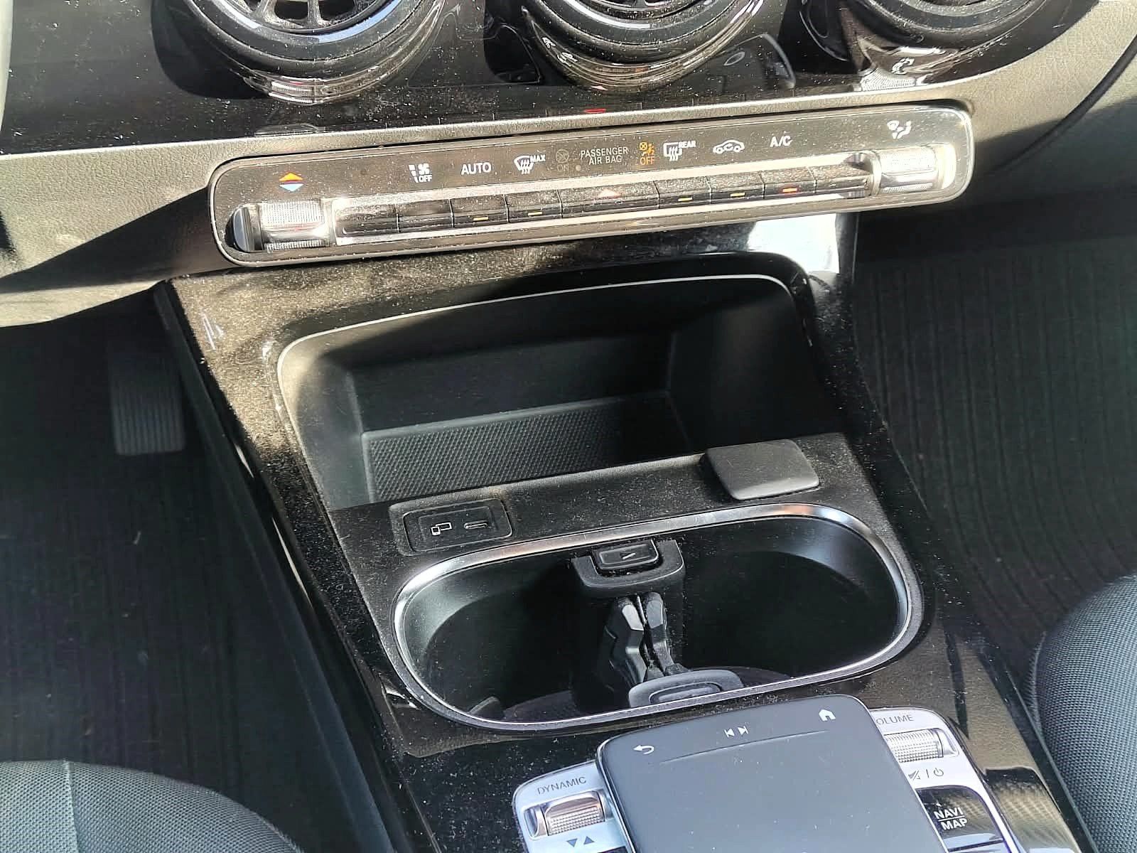 MERCEDES-BENZ A 200 Navi Sitzhzg Kamera – Bild 16