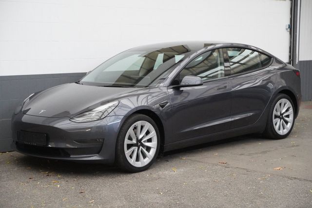 Tesla Model 3 Long Range AWD  *19-Zoll*Matrix-LED*