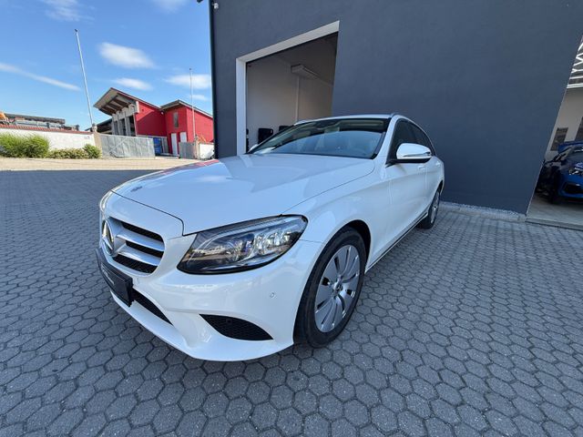 MERCEDES-BENZ C 300 d AT HUD Adapt. LED RFK