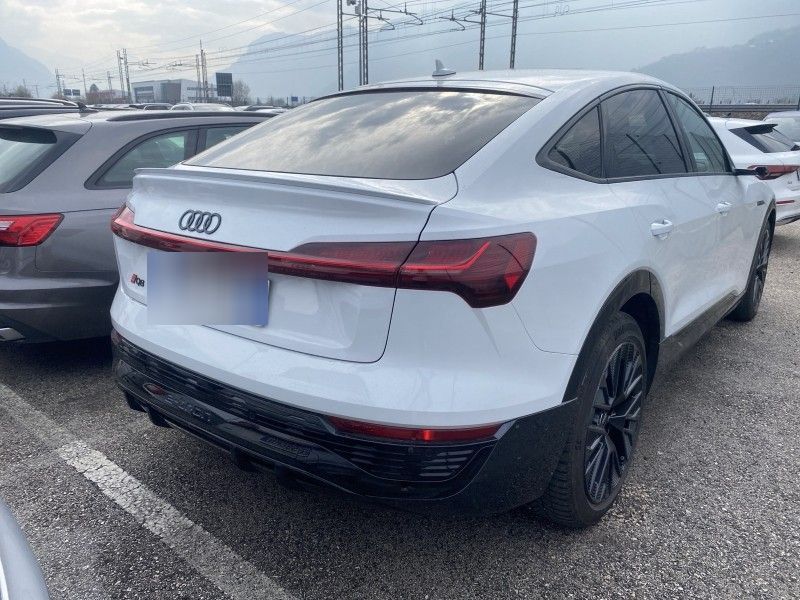 Audi Q8 e-tron - Bild 3