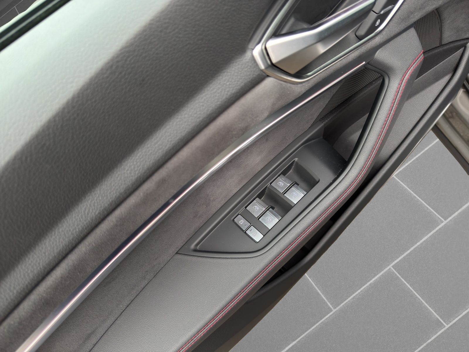 Audi Q8 e-tron - Bild 14