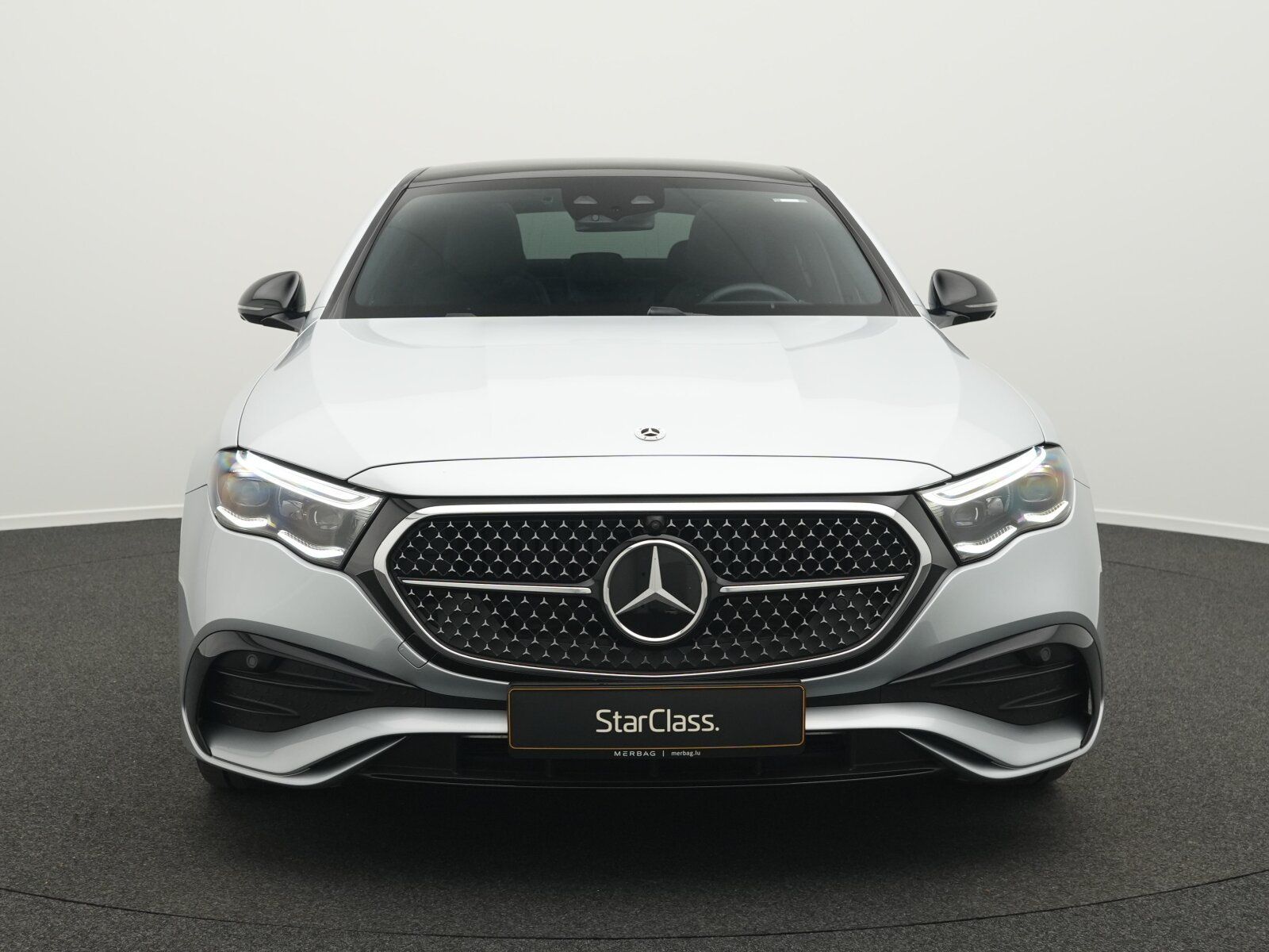 Mercedes-Benz E 220 d imagem 2