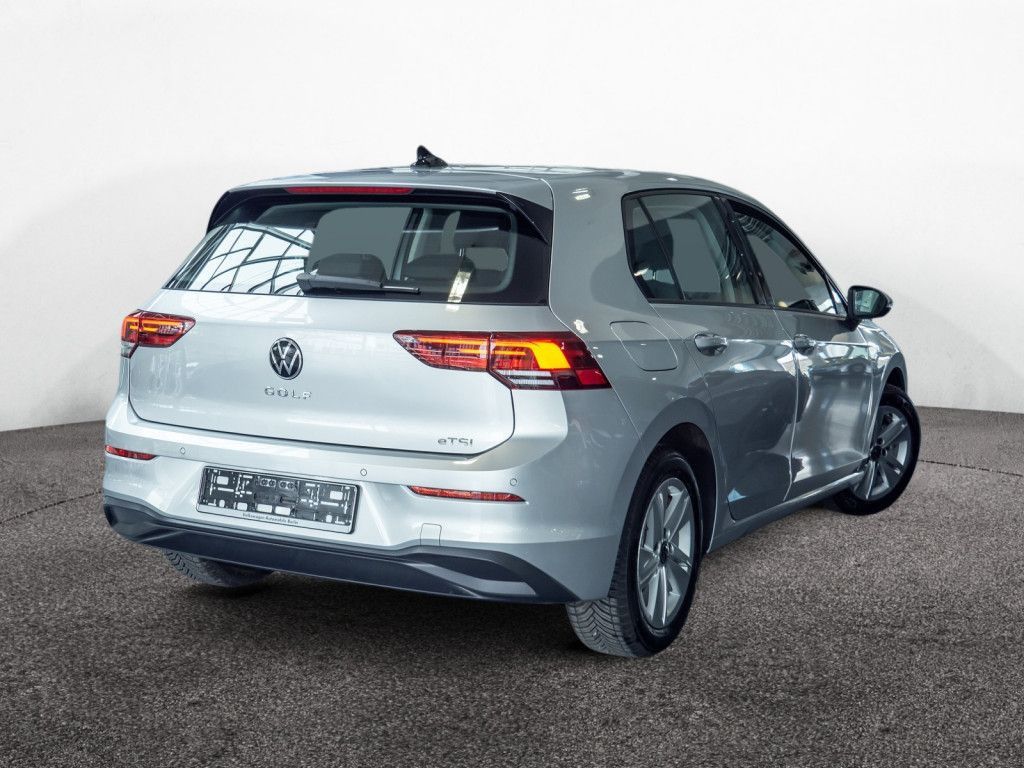 Volkswagen Golf - Bild 4