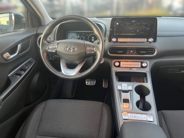 Fahrzeugabbildung Hyundai KONA Trend Elektro 2WD +KLIMA+NAVI+RFK+PDC+ACC+U