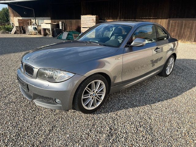 BMW 120 Baureihe 1 Coupe 120d Xenon M-Paket