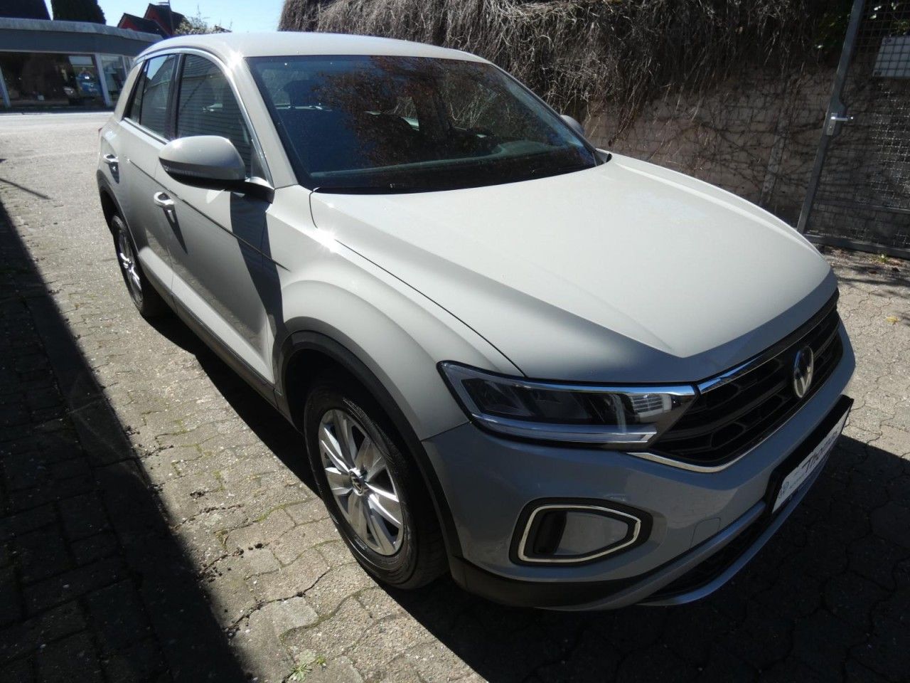 Volkswagen T-Roc 2.0 TDI LED AHK SHZ App-Connet Klima foto 3