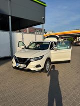 Nissan Qashqai 1.3 DIG-T DCT 160PS Acenta Acenta - Nissan Qashqai: Privatanbieter
