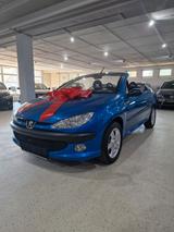 Peugeot 206 CC Cabrio - 1 Hand - gebrauchte Peugeot 206 aus dem Jahr 2003