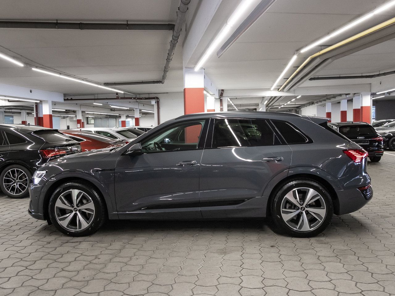 Audi Q8 50 e-tron qu advanced Matrix Keyless Kamera foto 3