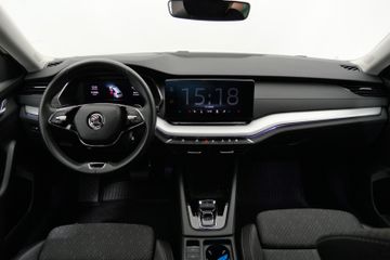 Skoda Octavia Combi Clever 2.0 TDI DSG NAV PDC HUD