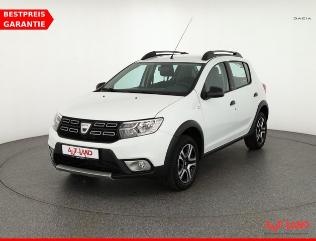 Dacia Sandero Stepway 0.9 TCe 90 Celebration Navi PDC