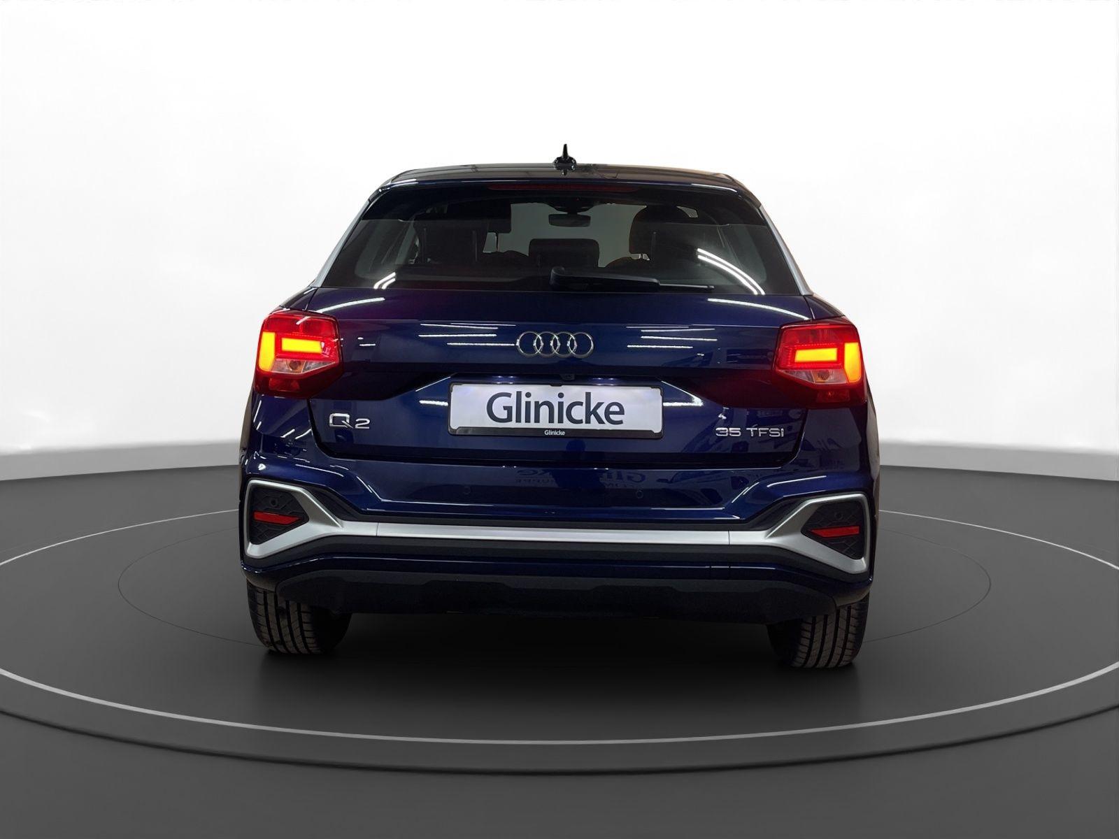 Audi Q2 35 TFSI S line S tronic LED LM 17" PDC+RFK