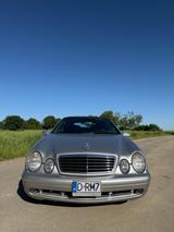 Mercedes-Benz CLK 430  - Mercedes-Benz CLK 430 mit Benzin-Antrieb: Automatik