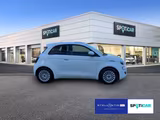 Fiat 500e Base 42 kWh - 0,99% Finanzierung - Fiat Gebrauchtwagen