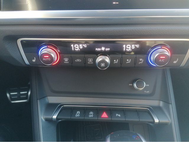 Q3 35 1.5 TFSI S line, Navigation, Optikpaket sc