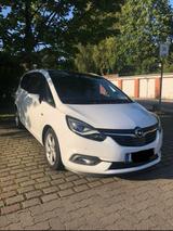Opel Zafira Sport Tourer Panorama 7 Sitzer - Opel Zafira Tourer: Sport