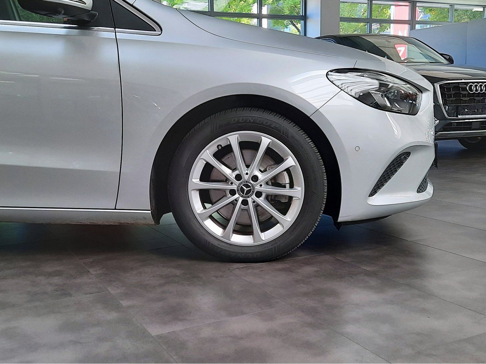Fahrzeugabbildung Mercedes-Benz B 220 4Matic DSG *Navi*Assist*Cam*Tempomat*LED*