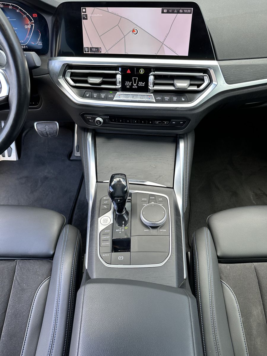 Fahrzeugabbildung BMW 420d Coupé M-Sport NAV+LED+AHK+HEAD-UP+360°+19ZO