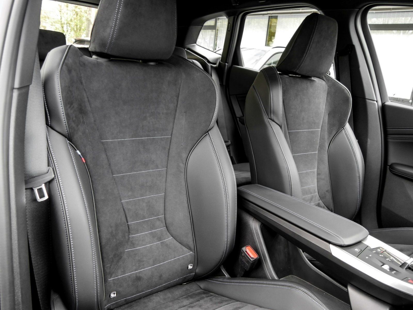 BMW 223 Active Tourer - Bild 6