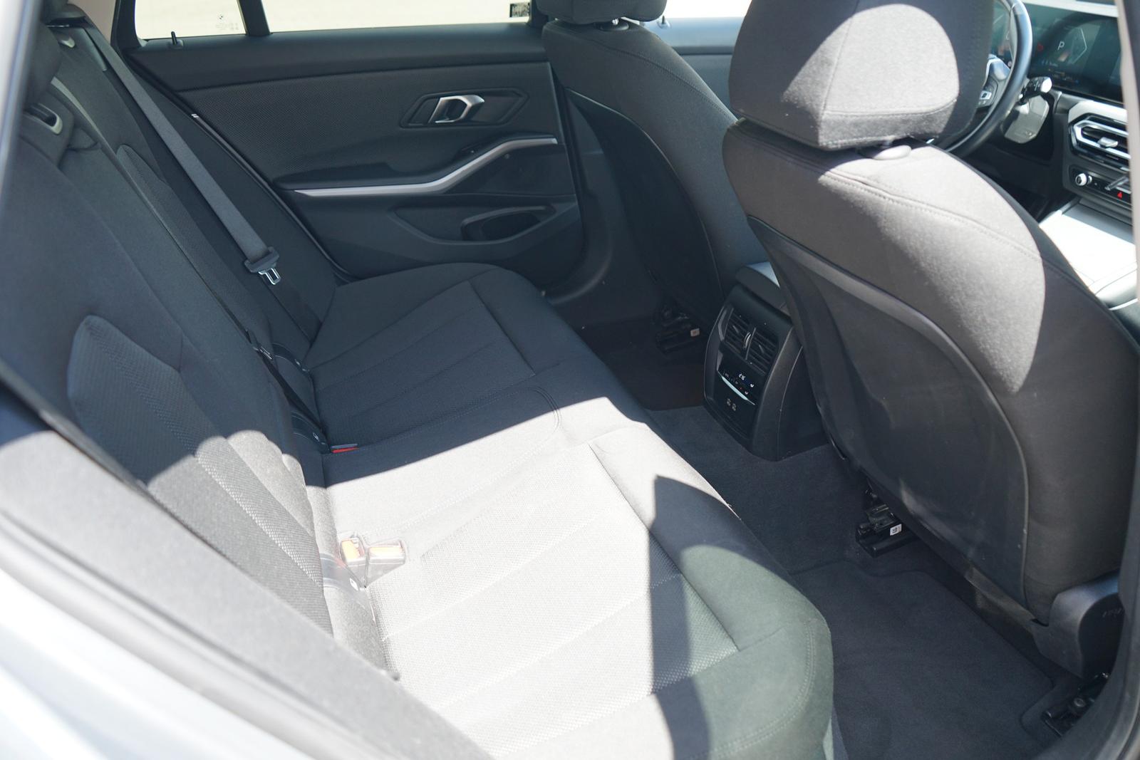 BMW 318 i LED Navi Totwinkel Head-Up Android Apple, миниатюра 11