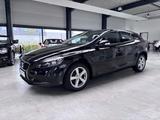 Volvo V40 KINETIC KLIMA+NAVI+EINPARKHILFE+TEMPOMAT+ALU - Volvo V40 mit Diesel-Antrieb