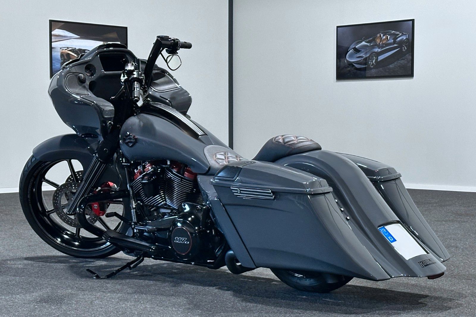 Fahrzeugabbildung Harley-Davidson CVO Road Glide KODLIN 23" FAT TI