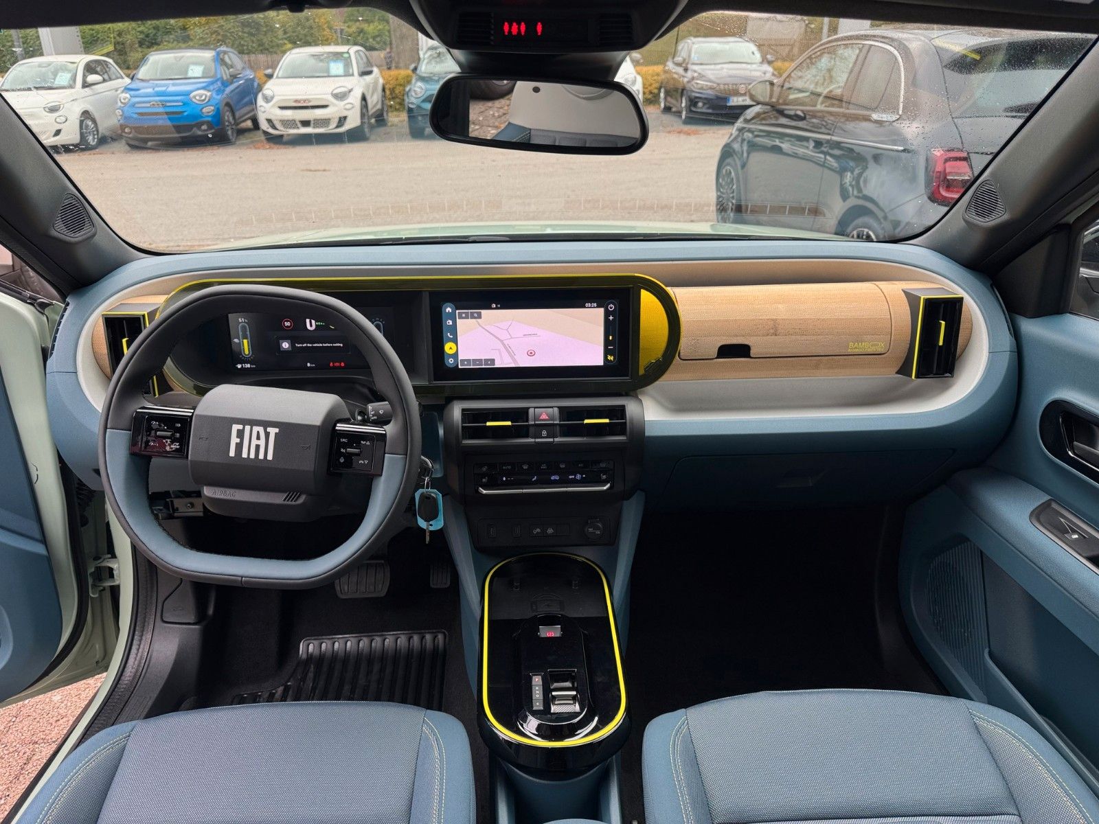 Fahrzeugabbildung Fiat Grande Panda Elektro La Prima 44 kWh Navi Kamera