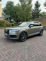 Audi Q7 3.0 TDI quattro tiptronic - - Audi Q7: Beige