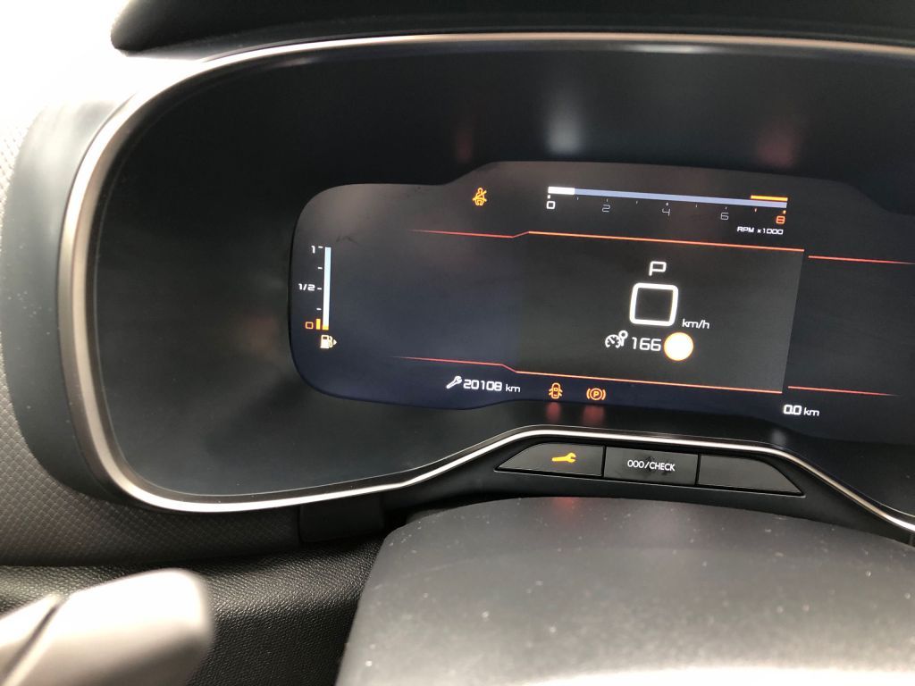 Fahrzeugabbildung Citroën C5 Aircross Pure Tech 130 S&S EAT8 SHINE