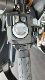 Suzuki GSX-S 1000GX HausAktiontion
