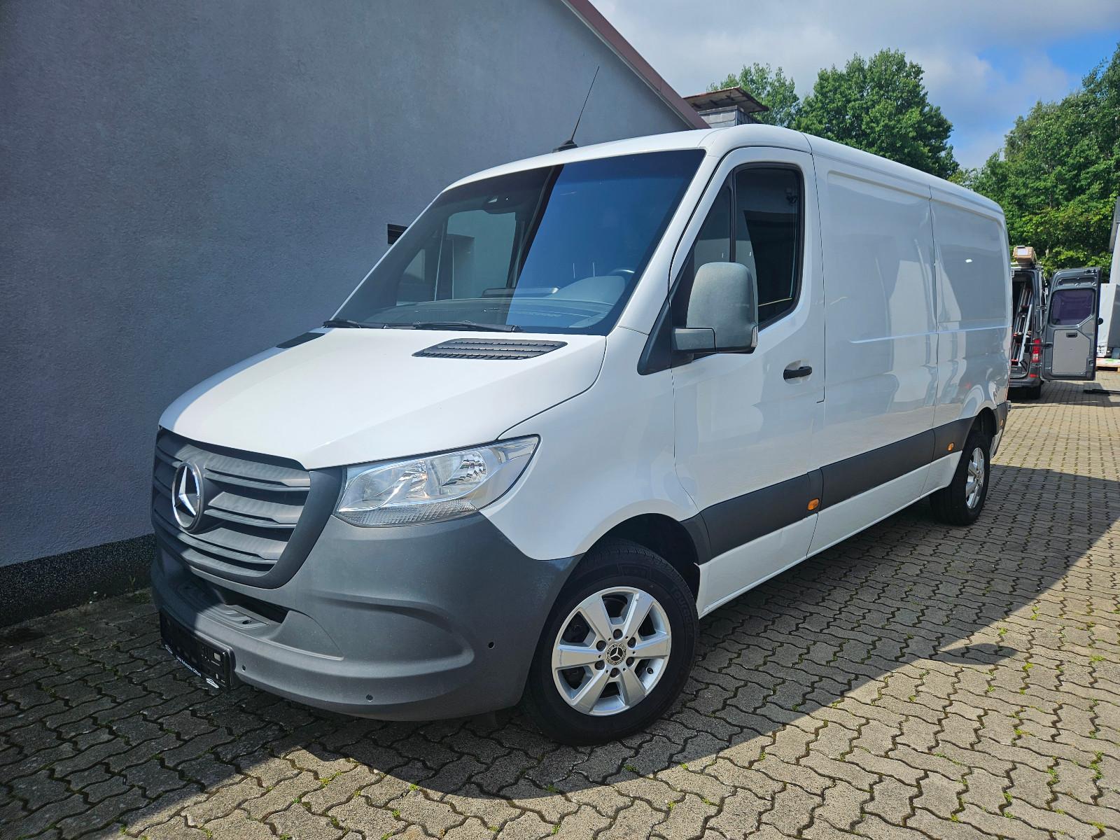 Mercedes-Benz Sprinter 314 CDI FWD L2 ACC RFK Navi SWA Alu