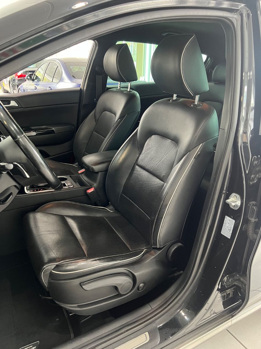 Fahrzeugabbildung Kia Sportage GT-Line 4WD Automatik *KAMERA*