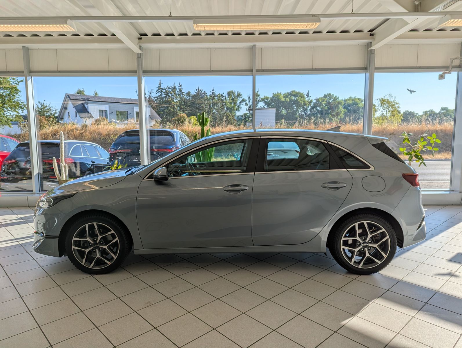Fahrzeugabbildung Kia cee'd / Ceed 1.5 Spirit Limo JBL ACC Kamera 7J-G