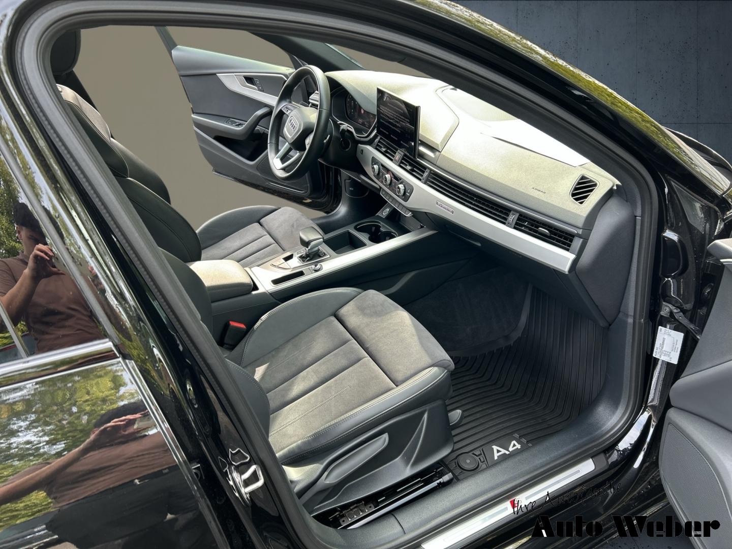 Audi A4 Avant 45TFSI qu. S-line Matrix Pano AHK Tour