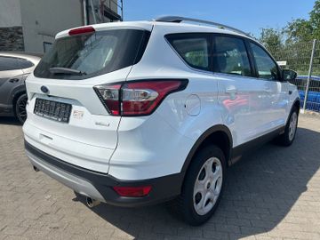 Ford Kuga - 8