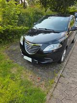 Lancia Ypsilon 1.2 Gold Start&Stopp Gold - Lancia Ypsilon mit Benzin-Antrieb: Kleinwagen